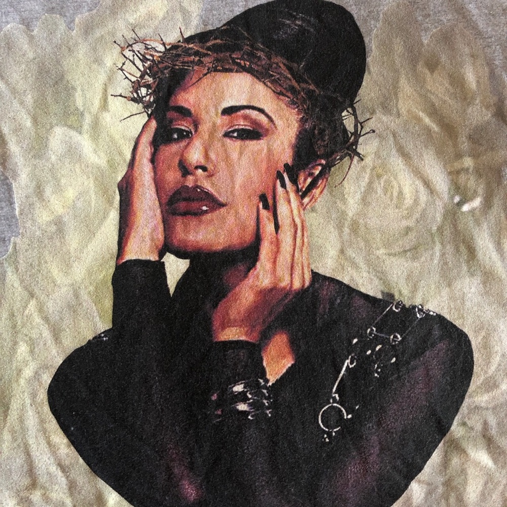 • selena quintanilla shirt •
